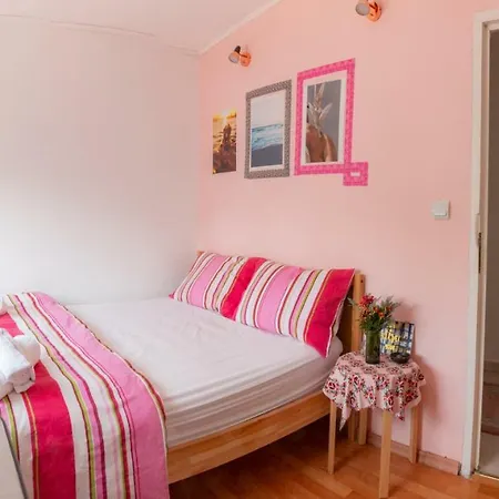 Guest House Sophie * Bucharest